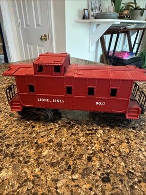 Lionel Train Caboose PostWar O Gauge Model Train Car #6017